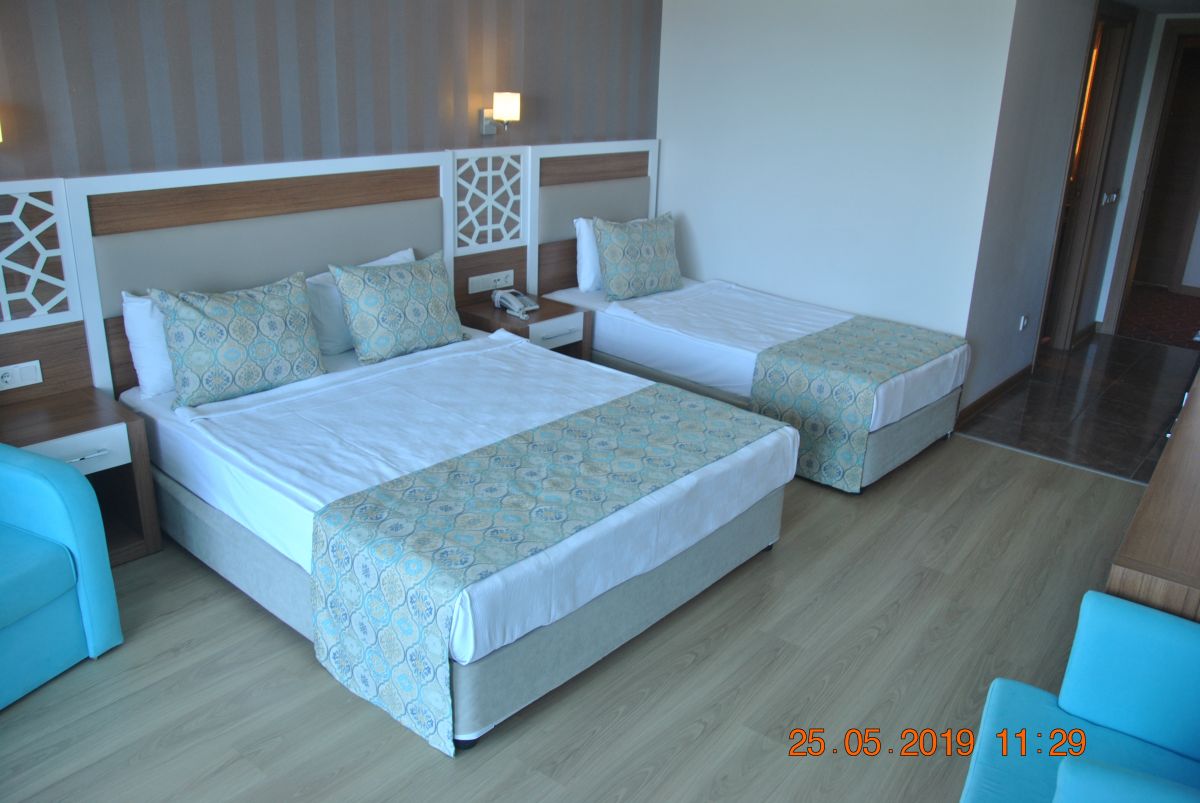 imagini hotel LONICERA RESORT